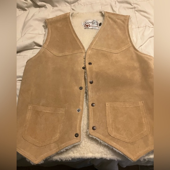 Vintage 1986 Sears Shearling Suede Leather Vest Made in USA Western Ranch
